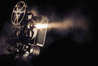 photo of an old filmm projecor
