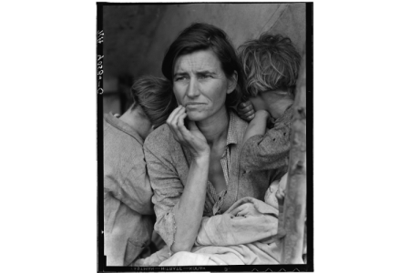 Iconic photo from Library of Congress of pea pickers 